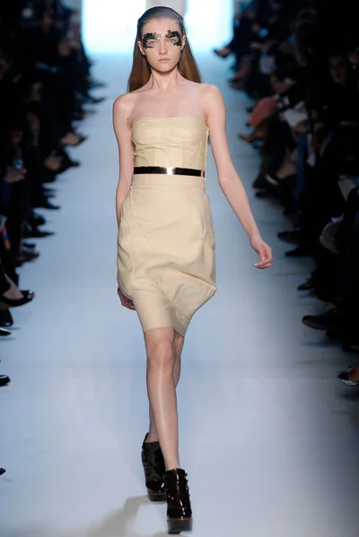 Look 24